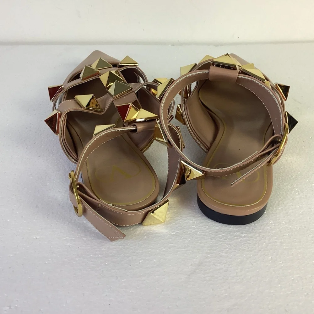 Valentino Garavani New Roman stud Rose Gold Gladiator Point toe Sandals Sz 37 - Picture 4 of 9